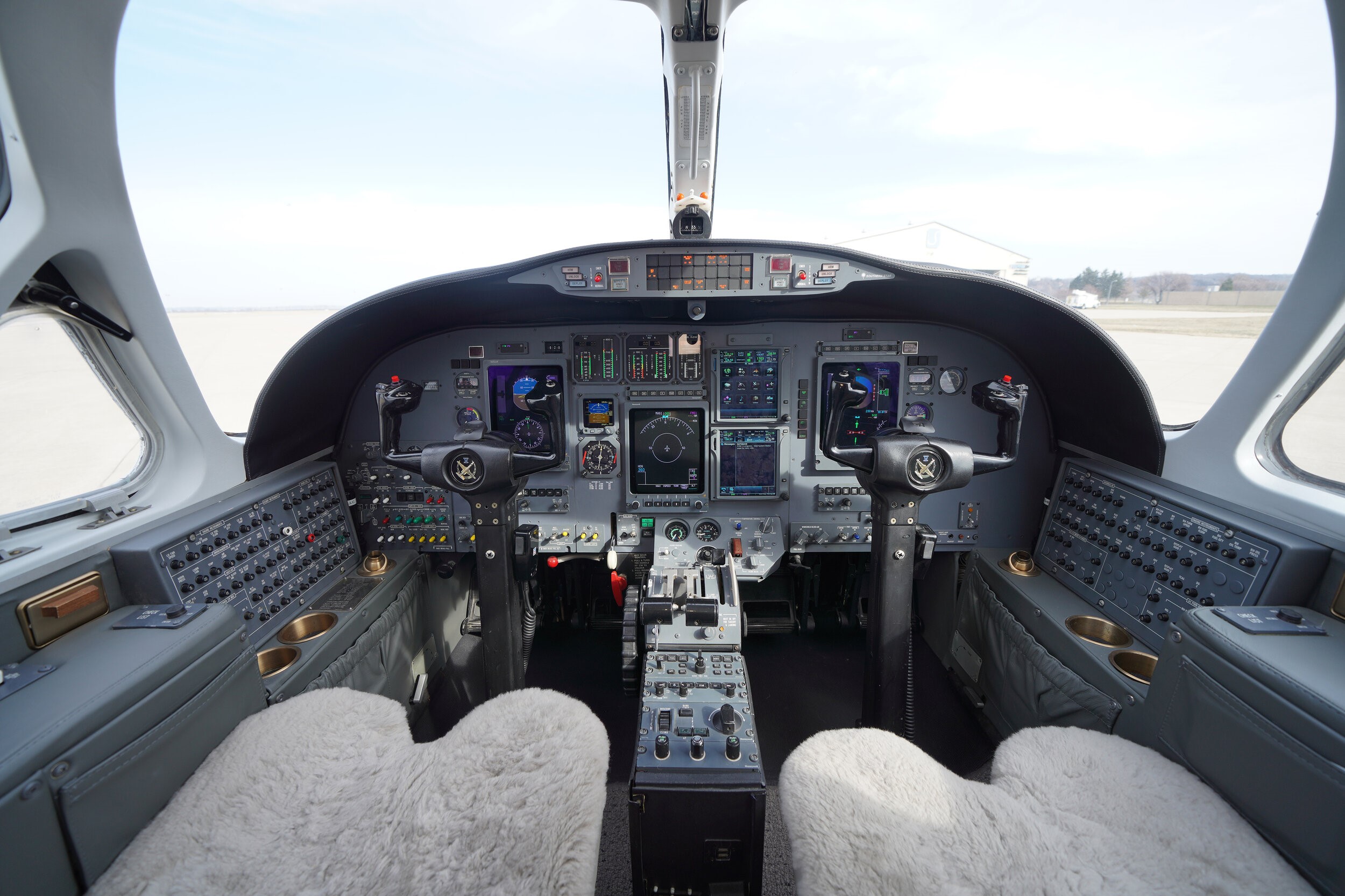 Citation Ultra flight deck